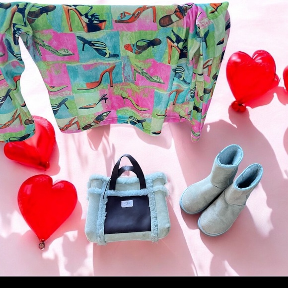 Ugg Boots And Bag Blue Shearling - Picture 1 of 1